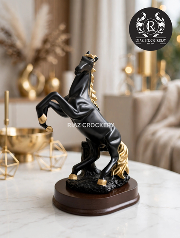 HORSE STATUE