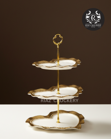 GOLDEN CAKE PLATER 3-STEPS