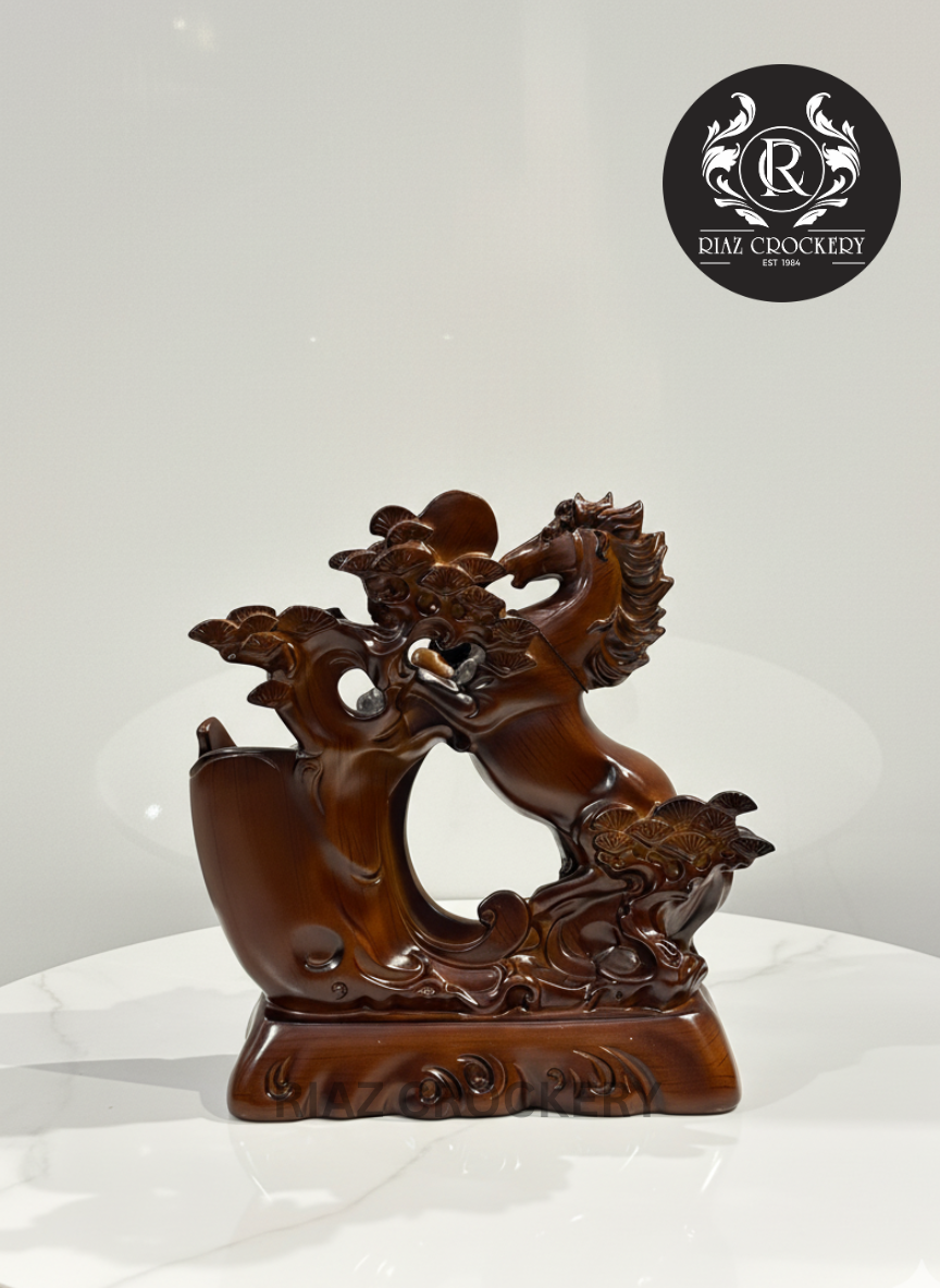 WOODEN HORSE DECORATION