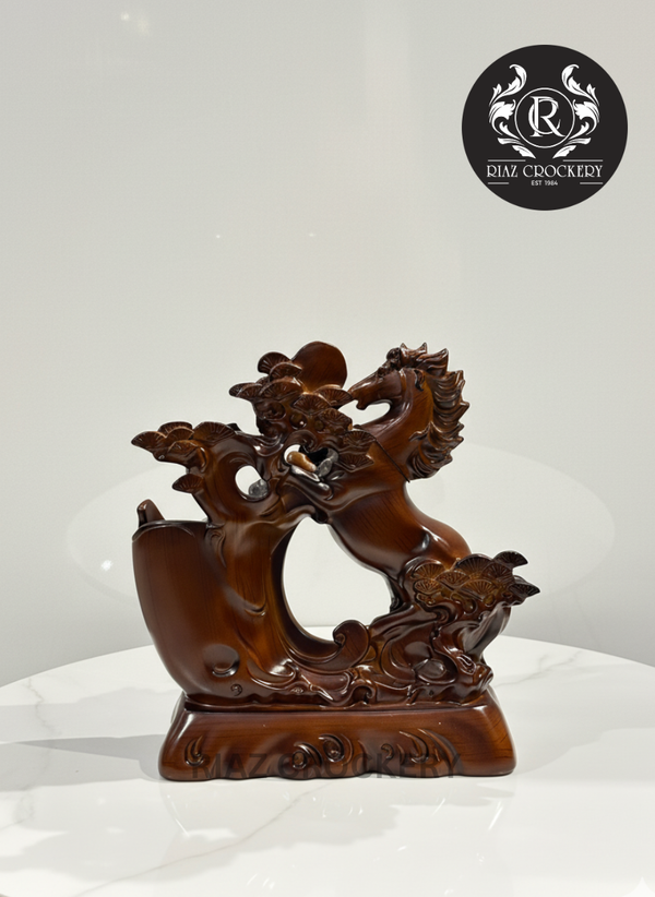 WOODEN HORSE DECORATION