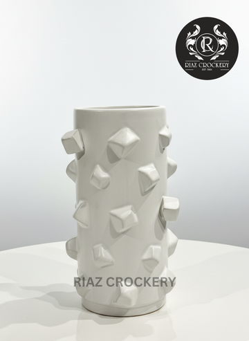 WHITE BLACK VASE