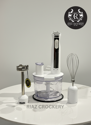 PIERRE CARDIN HAND BLENDER