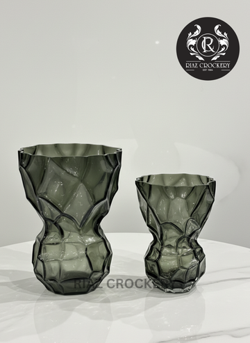 BLACK CRYSTAL VASES