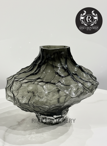 BLACK CRYSTAL VASE