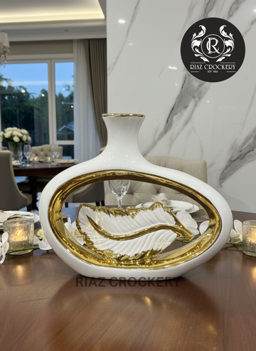 WHITE GOLD CERAMIC VASE