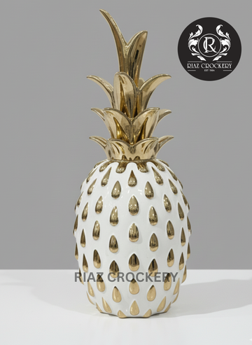 WHITE GOLDEN PINEAPPLE