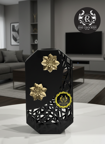 GOLDEN BLACK METAL VASE