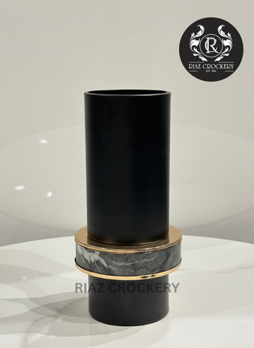 GOLDEN BLACK METAL VASE