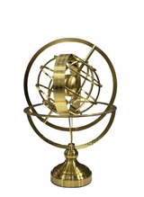 GOLDEN METAL GLOBE
