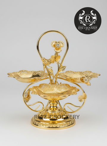 GOLDEN DRY FRUIT DISH