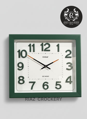 OSCAR SQUARE WALL CLOCK