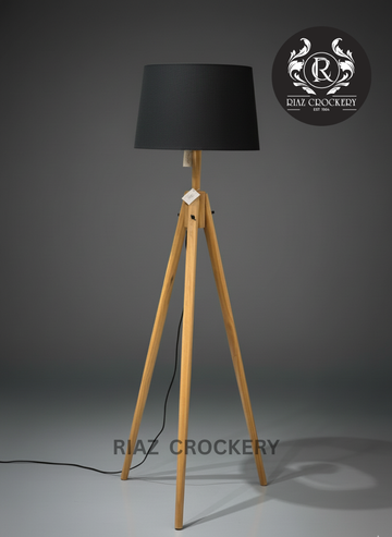GOLDEN TRIPOD FLOOR LAMP