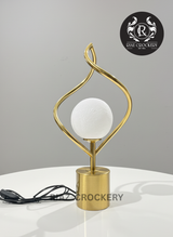 GOLDEN TABLE LAMP