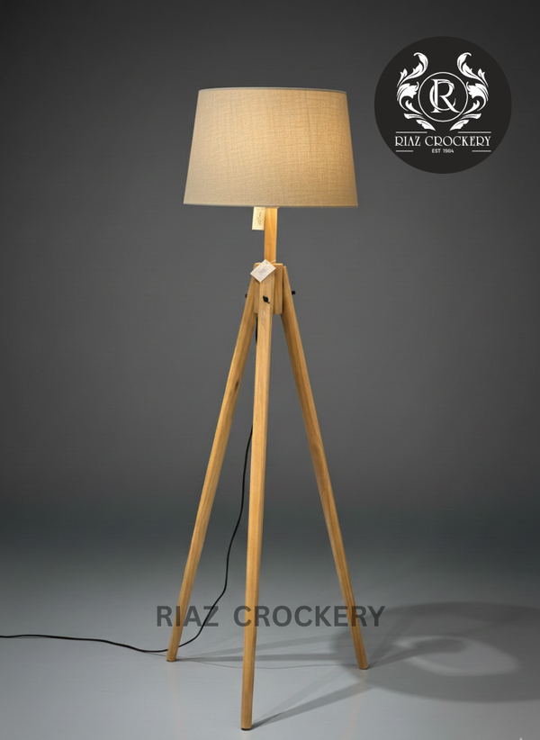 GOLDEN TRIPOD FLOOR LAMP