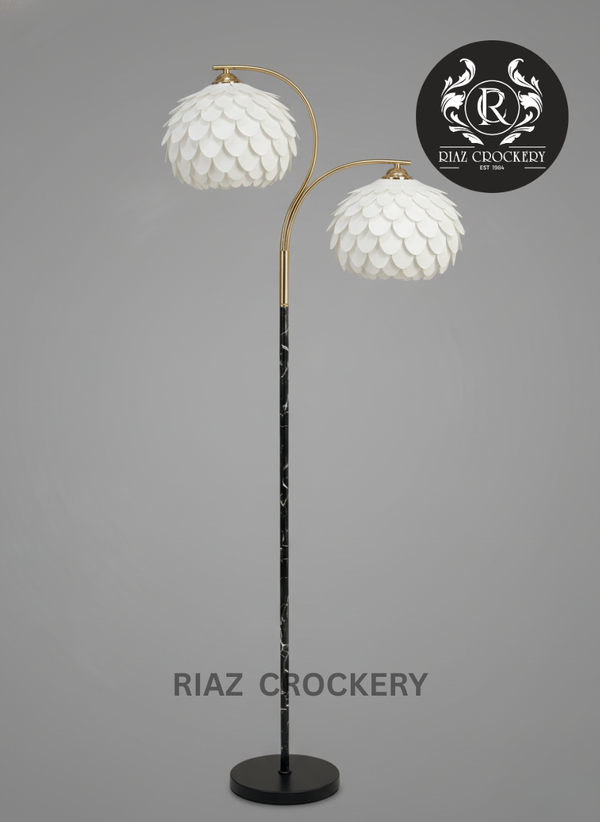METAL GOLD FLOOR LAMP