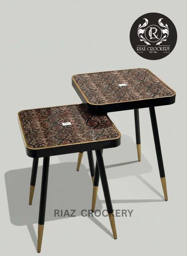 TRIPOD COFFEE TABLE SQUARE