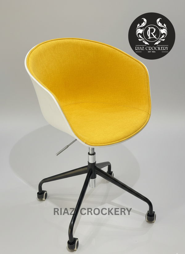 BOSS REVALVING CHAIR