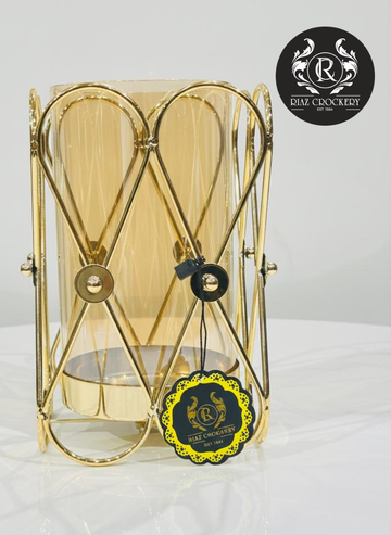 GOLDEN METAL CANDLE STANDS