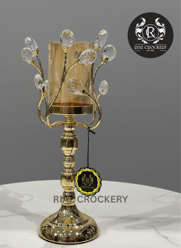 GOLDEN METAL CNADLE STAND