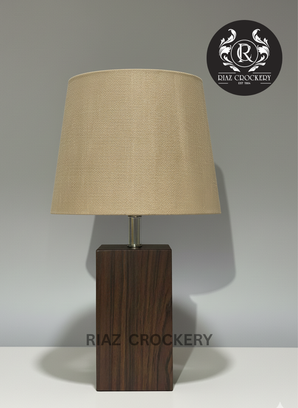WOODEN TABLE LAMP