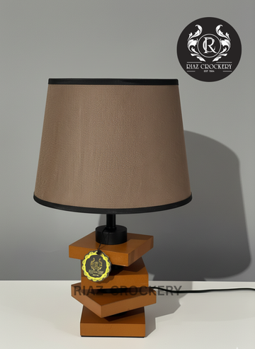 BROWN TABLE LAMP