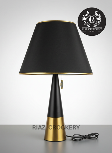 BLACK GOLD TABLE LAMP
