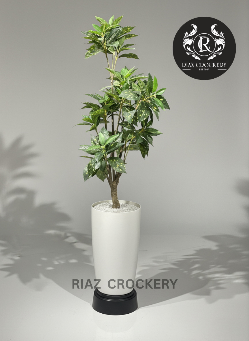 GREEN PLANTER