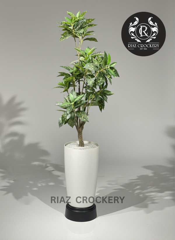 GREEN PLANTER