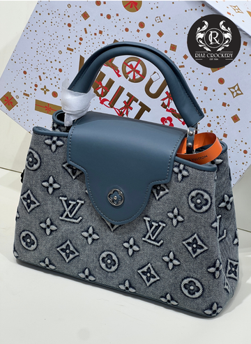 LV HAND PURSE