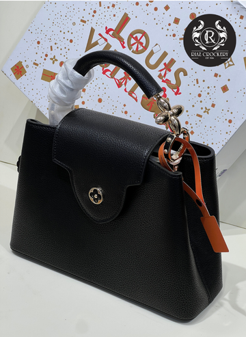 LV HAND PURSE