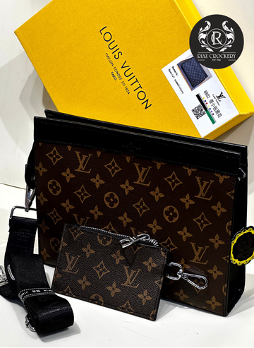 LV HAND PURSE