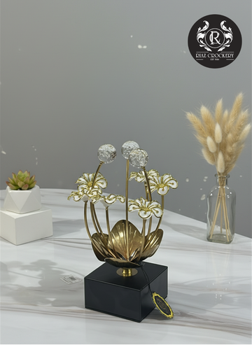 GOLDEN BLACK METAL FLOWER VASE