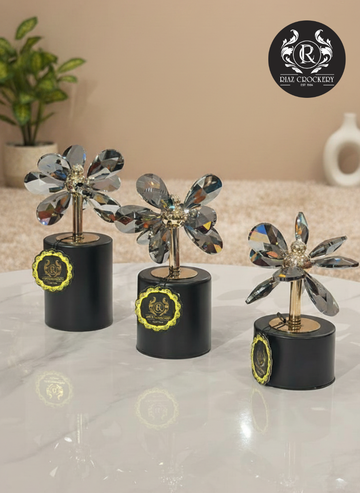 BLACK DIAMOND DECORATION PIECE