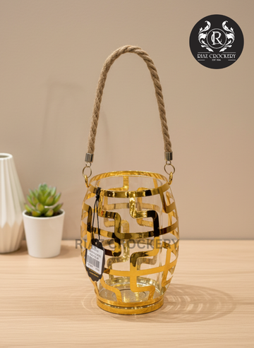 GOLDEN METAL CANDLE HOLDER