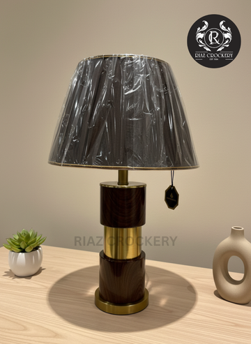 METAL TABLE LAMP
