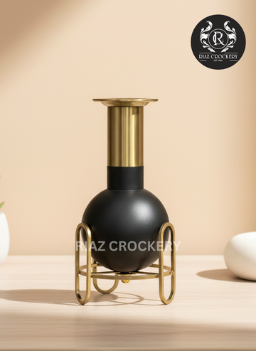 BLACK METAL VASE