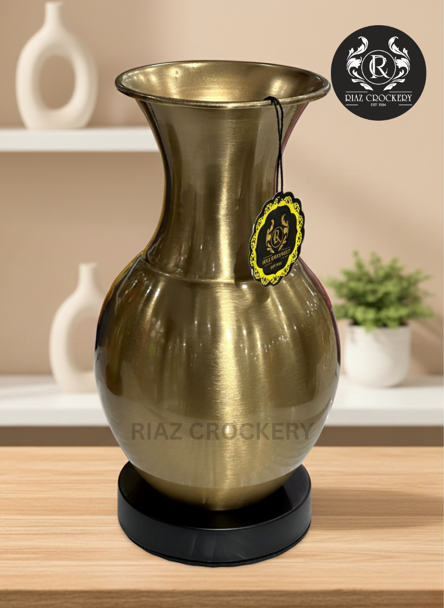 GOLDEN BLACK FLOWER VASE